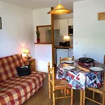 Appartement Bagnères-de-luchon, 2 Pièces, 4 Personnes - Fr-1-313-127 Bagnères-de-Luchon