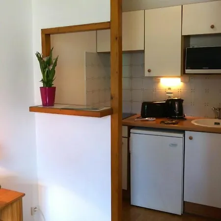 Apartment Luchon 2 Pieces 4 Pers Avec Balcon Et Parking, Pres Centre-ville Et Thermes - Fr-1-313-127 Bagneres-de-Luchon