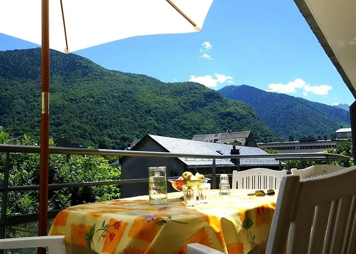 Luchon 2 Pieces 4 Pers Avec Balcon Et Parking, Pres Centre-ville Et Thermes - Fr-1-313-127 Апартаменты